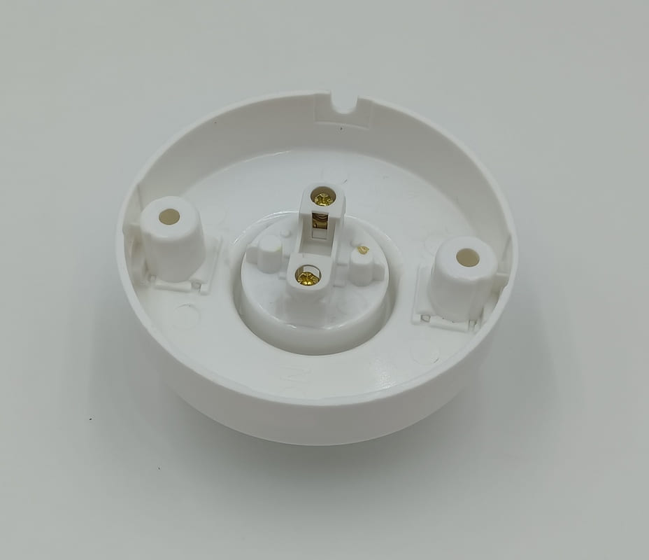 Plastic mold processing for socket fittings
